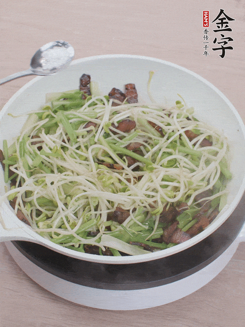1點鹽、糖調(diào)味。